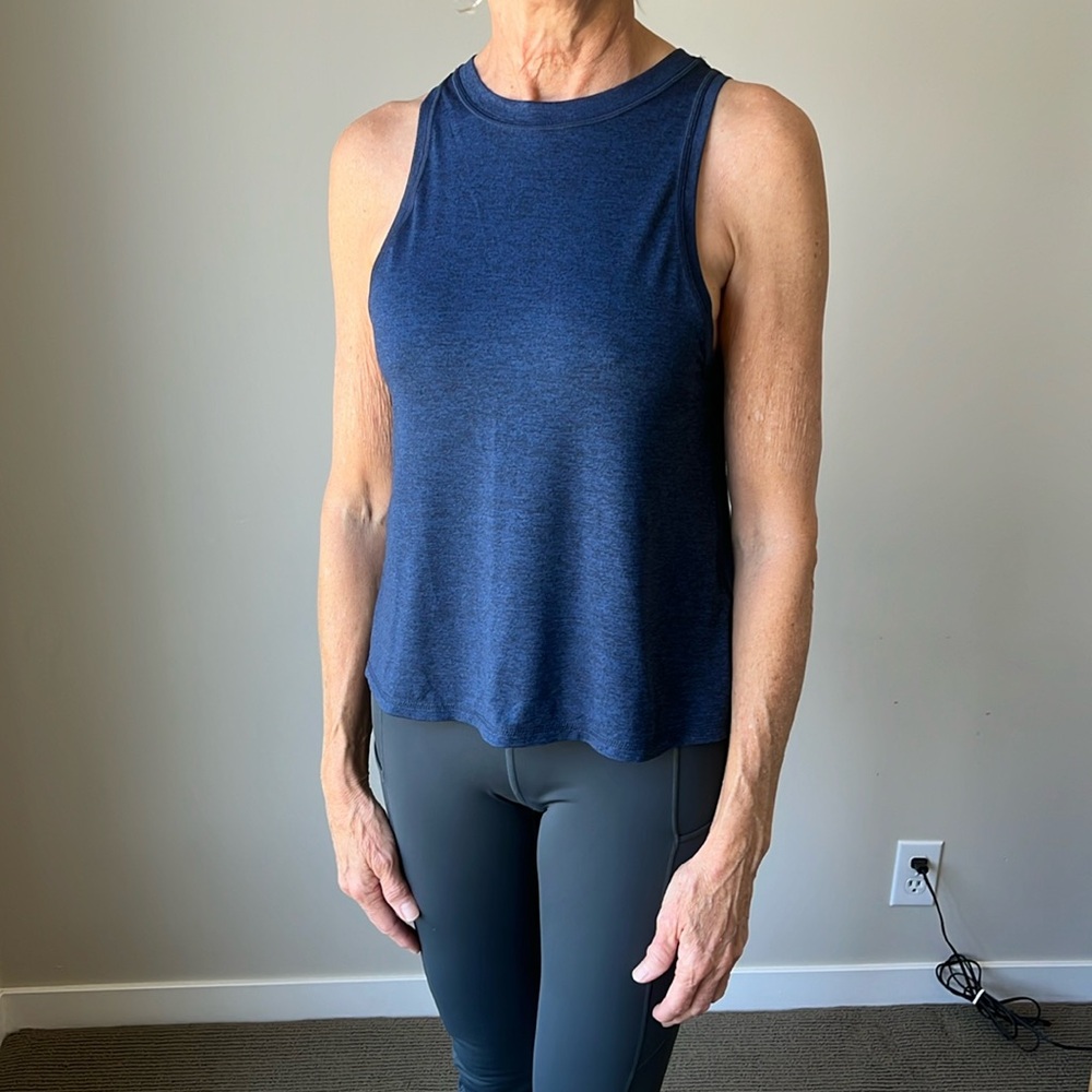 Athleta muscle tank size XS in Navy blue
